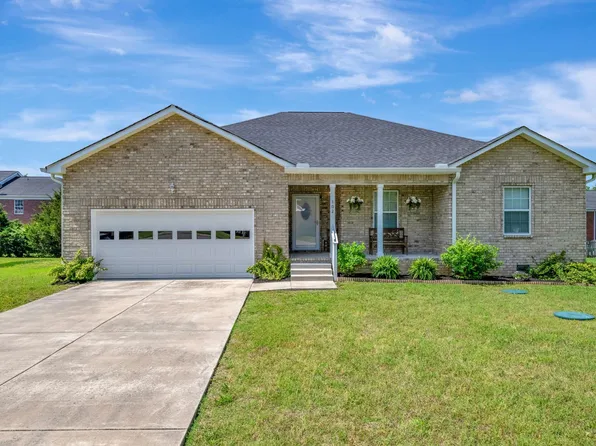 102 Carls Pl, Ashland City, TN 37015