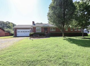 3736 Olivet Church Rd, Paducah, KY 42001