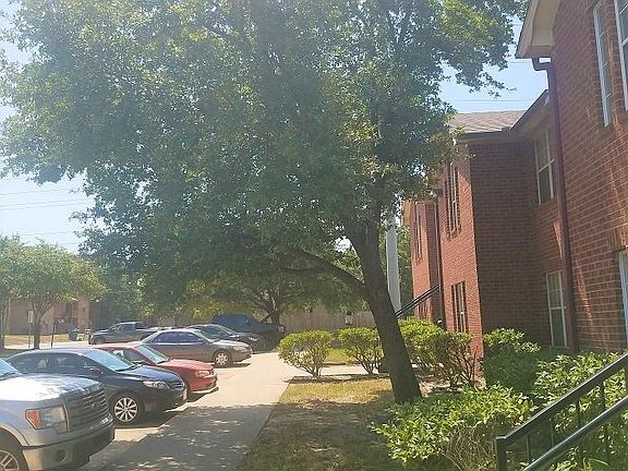 2nd image of 701 E Balcones Dr #46-47-55