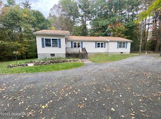 457 Buttermilk Falls Rd, Fort Ann, NY 12827