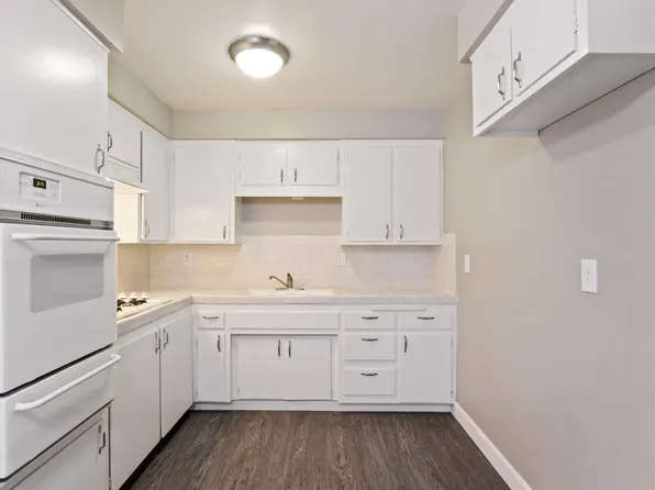 Lemar Gardens, 620 S Lemar Park Dr #G, Glendora, CA 91740