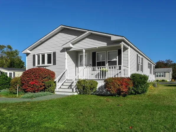 9 Silver Birch Ln, Kingston, MA 02364