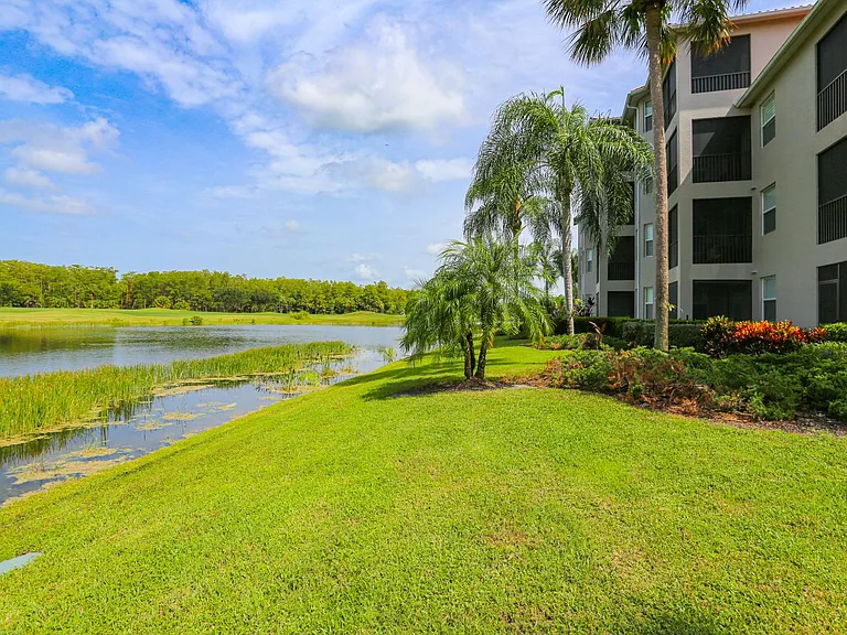 10275 Heritage Bay Blvd #724 — Photo 41