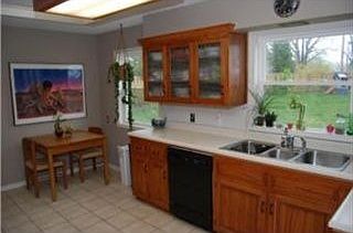 5th image of 6328 Robinhood Ln