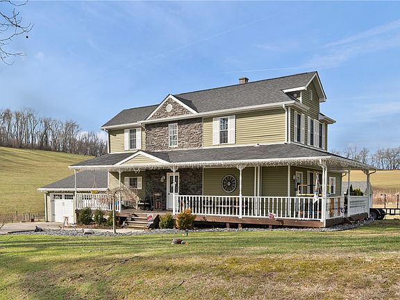 2nd image of 34 Cherry Farm Ln