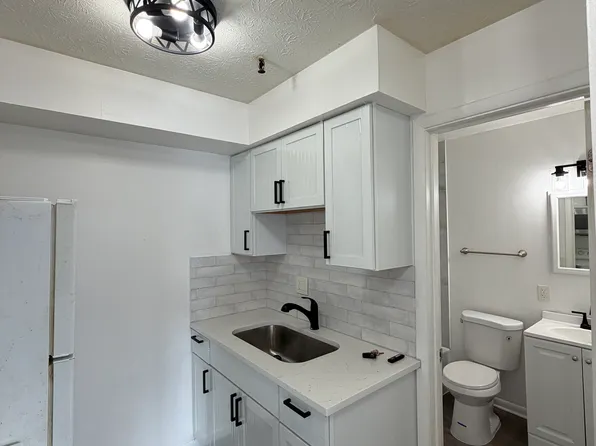 13395 Madison Ave, Lakewood, OH