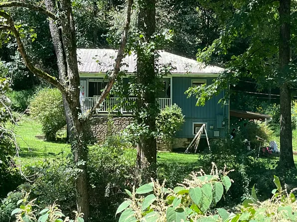 4961 Robinson Ridge Rd, Littleton, WV 26581