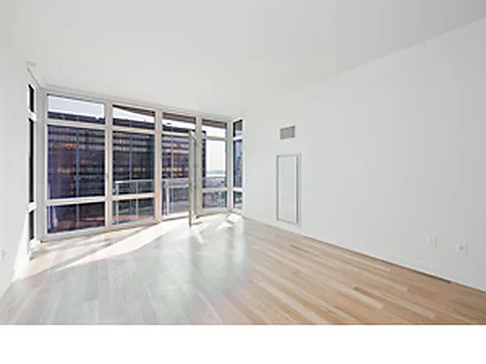 Rented by Corcoran | media 44