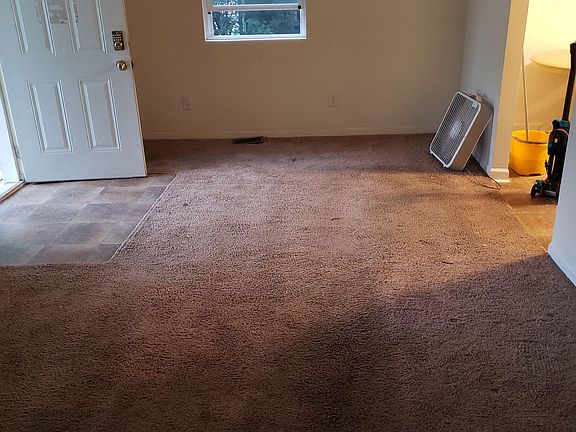2nd image of 1506 S Spencer Ave