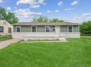 17 W 49th Pl N, Tulsa, OK 74126