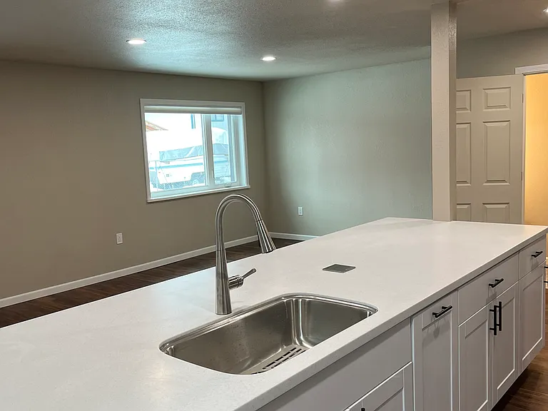 77 Pepperdine Dr #A — Photo 5