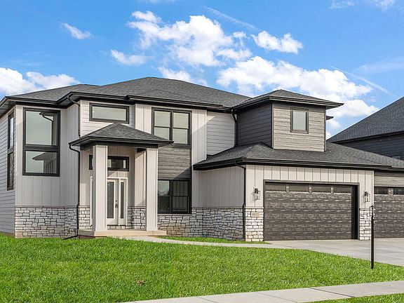 2nd image of 9513 Corydalis Ave