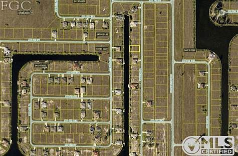 2nd image of 530 NW 32nd Pl