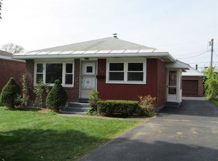126 Edgecomb St, Albany, NY 12209