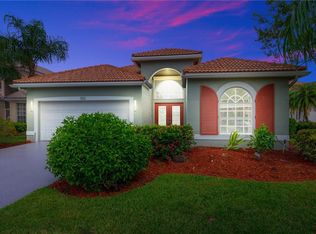 3182 SE Carrick Green Ct, Port Saint Lucie, FL 34952
