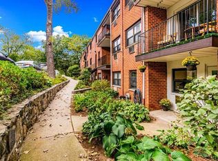 55 Fieldstone Dr APT 46, Hartsdale, NY 10530