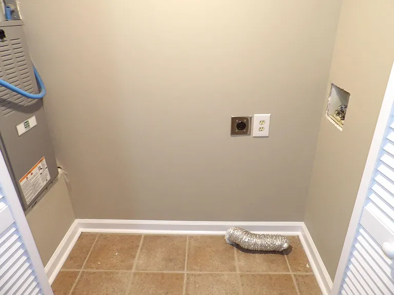 244 Meadowview Dr #12 — Photo 22