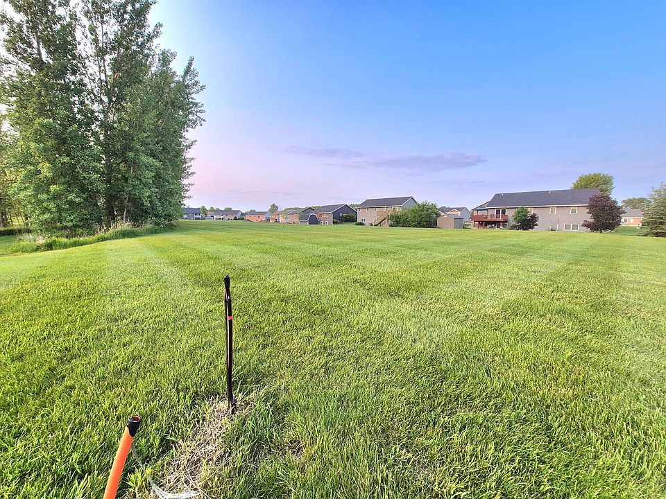 2nd image of Pond View Dr