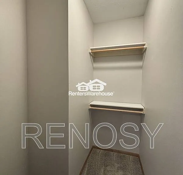 2000 Meadow Ct #405 — Photo 14