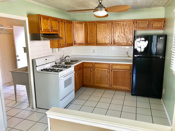 5th image of 2520 Wicker Park Dr