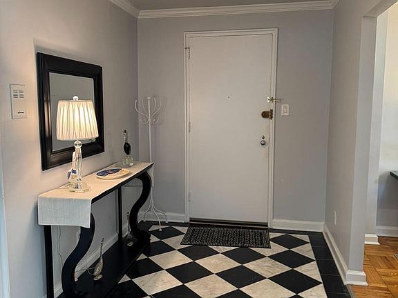5th image of 40 Old Lancaster Rd APT 215