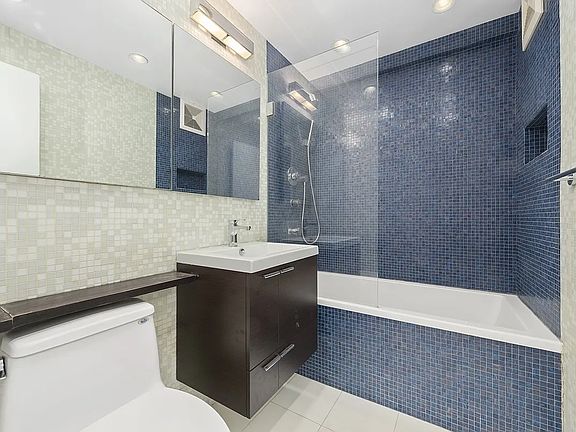 5th image of 60 W 13th St APT 10D