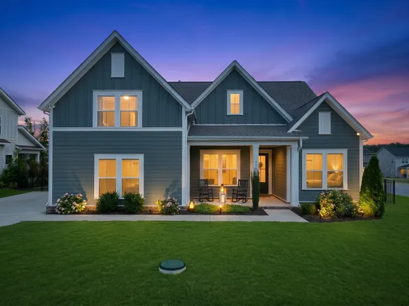6407 Desmond Ave, Murfreesboro, TN 37128