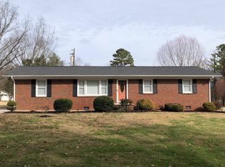 315 Belvue Dr, Sparta, TN 38583