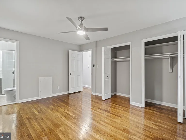 1110 Chiswell Ln — Photo 13