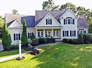 15 Sparrow Cir, Attleboro, MA 02760