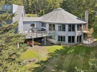 527 Island Ave, Spruce Head, ME 04859