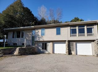 3744 Northwood Rd, Green Bay, WI 54313