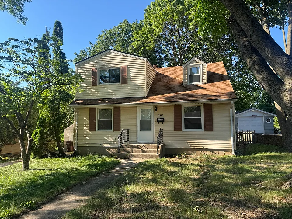 3318 Carolina Ave
