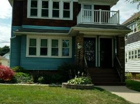 3239 S Springfield Ave, Milwaukee, WI