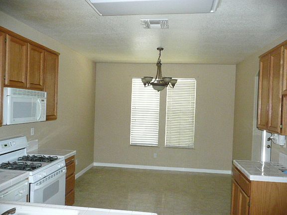 4th image of 2132 Galen Dr