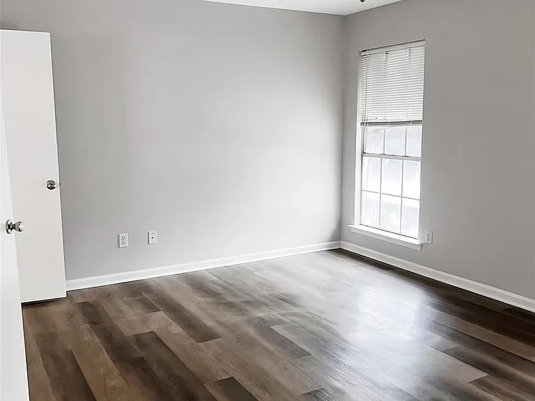 1069 Willow Oaks Cir #1069 — Photo 6