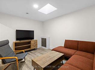 1629 Bayview Ave, Toronto, ON M4G 3B5