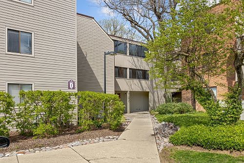 1st image of 1830 W Highland Ave APT 204D