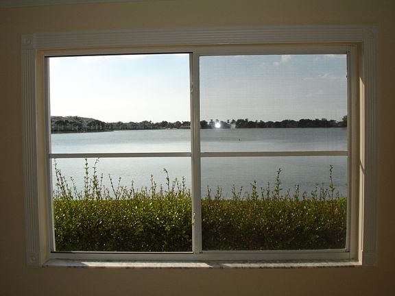 4th image of 2875 Citrus Lake Dr #M101