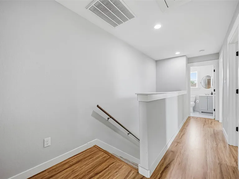 5403 Amy St — Photo 16