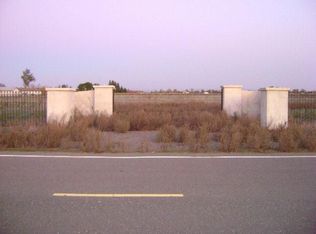 23304 N Griffith Gate Ln, Acampo, CA 95220