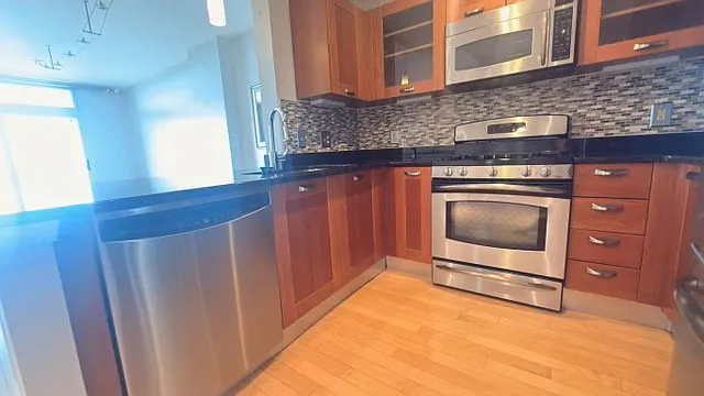 5750 Bou Ave #1610 — Photo 5