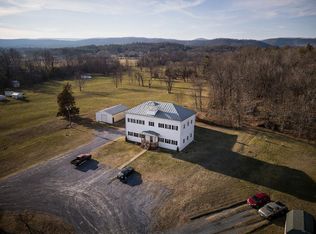 7376 Community Center Rd, Dayton, VA 22821