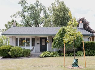 951 Ellesmere Ave, Peterborough, ON K9H7A9