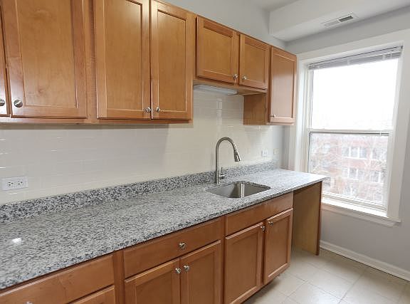 3rd image of 1460 W Fargo Ave APT 310