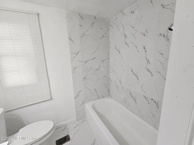 2269 Hartridge St — Photo 5