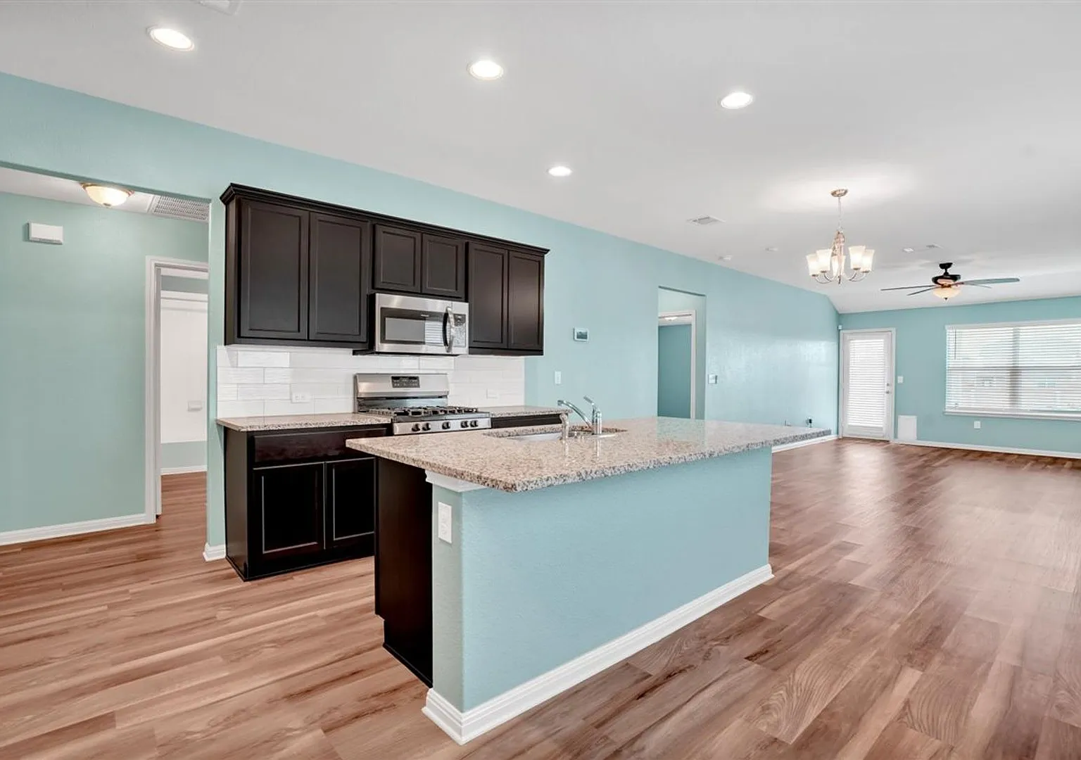 1425 Fairhaven Gtwy, Georgetown, TX 78626 — Photo 4