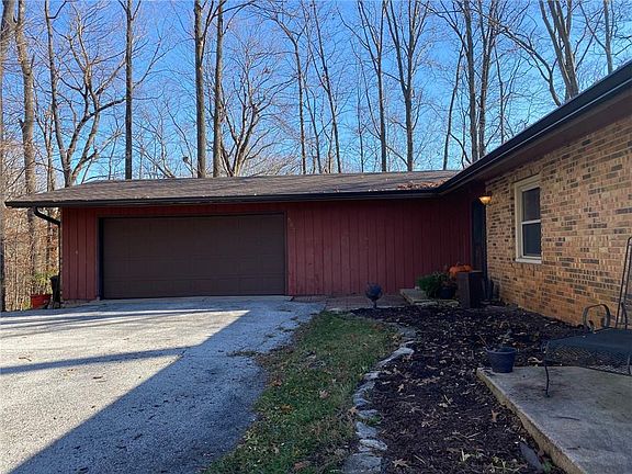 3rd image of 557 Century Oaks Dr