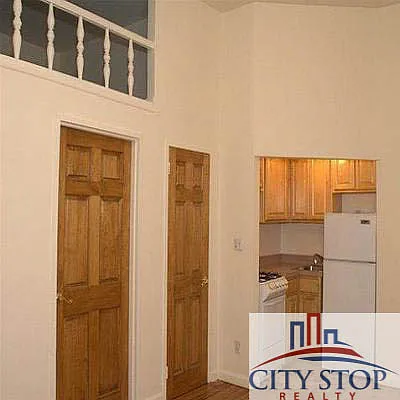 Rented by City Stop Realty | media 3