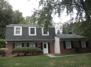 2397 Waltham Dr, Troy, MI 48085